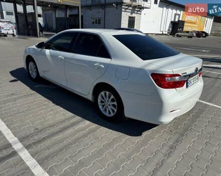 Білий Тойота Камрі, об'ємом двигуна 2.5 л та пробігом 135 тис. км за 16600 $, фото 7 на Automoto.ua