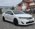 Белый Тойота Камри, объемом двигателя 2.5 л и пробегом 144 тыс. км за 12500 $, фото 1 на Automoto.ua