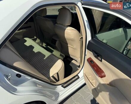 Білий Тойота Камрі, об'ємом двигуна 2.5 л та пробігом 135 тис. км за 16600 $, фото 18 на Automoto.ua