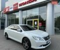 Білий Тойота Камрі, об'ємом двигуна 2.49 л та пробігом 315 тис. км за 12999 $, фото 1 на Automoto.ua