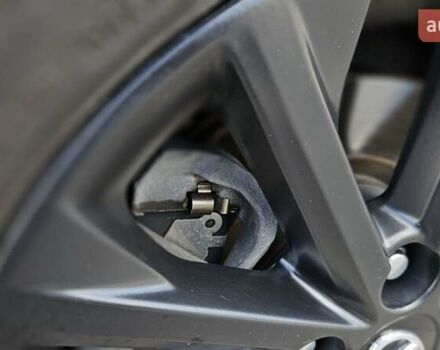 Белый Тойота Камри, объемом двигателя 2.49 л и пробегом 100 тыс. км за 15699 $, фото 27 на Automoto.ua