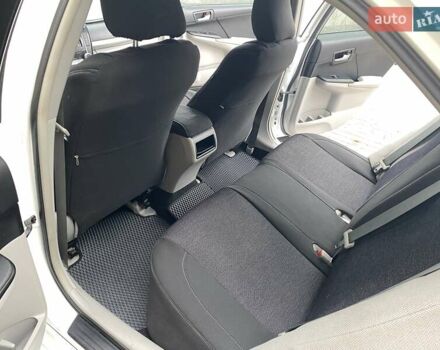 Белый Тойота Камри, объемом двигателя 2.5 л и пробегом 188 тыс. км за 10900 $, фото 31 на Automoto.ua