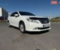 Белый Тойота Камри, объемом двигателя 2.49 л и пробегом 268 тыс. км за 10900 $, фото 1 на Automoto.ua