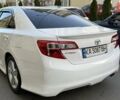 Белый Тойота Камри, объемом двигателя 2.49 л и пробегом 225 тыс. км за 12300 $, фото 3 на Automoto.ua