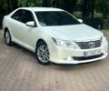 Белый Тойота Камри, объемом двигателя 2.5 л и пробегом 120 тыс. км за 12500 $, фото 1 на Automoto.ua