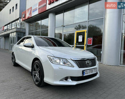 Білий Тойота Камрі, об'ємом двигуна 2.49 л та пробігом 315 тис. км за 12999 $, фото 24 на Automoto.ua