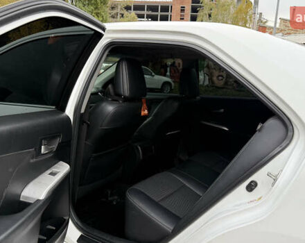 Білий Тойота Камрі, об'ємом двигуна 2.5 л та пробігом 192 тис. км за 12000 $, фото 8 на Automoto.ua