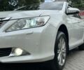 Білий Тойота Камрі, об'ємом двигуна 2.5 л та пробігом 228 тис. км за 13023 $, фото 2 на Automoto.ua