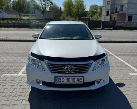 Білий Тойота Камрі, об'ємом двигуна 2.5 л та пробігом 135 тис. км за 16600 $, фото 8 на Automoto.ua