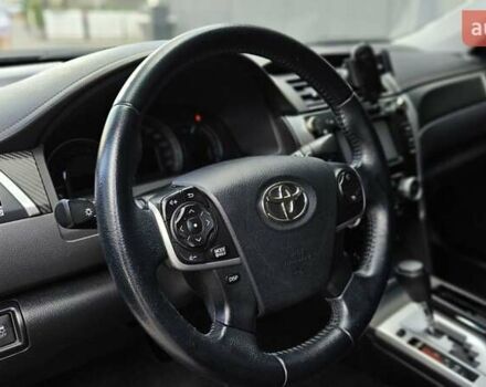 Белый Тойота Камри, объемом двигателя 2.49 л и пробегом 100 тыс. км за 15699 $, фото 15 на Automoto.ua