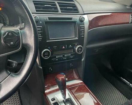 Белый Тойота Камри, объемом двигателя 2.49 л и пробегом 230 тыс. км за 12000 $, фото 7 на Automoto.ua