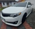 Білий Тойота Камрі, об'ємом двигуна 2.5 л та пробігом 152 тис. км за 11500 $, фото 1 на Automoto.ua