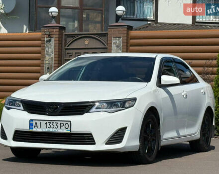 Білий Тойота Камрі, об'ємом двигуна 2.49 л та пробігом 250 тис. км за 10700 $, фото 3 на Automoto.ua