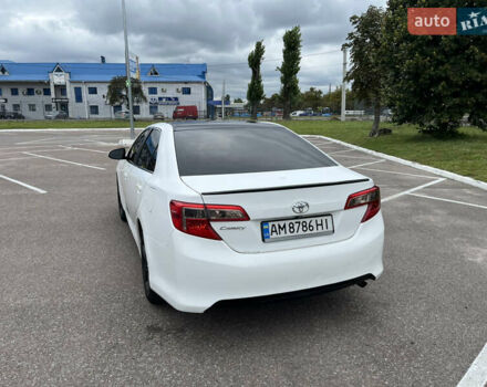 Белый Тойота Камри, объемом двигателя 2.4 л и пробегом 297 тыс. км за 10000 $, фото 27 на Automoto.ua