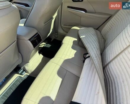 Білий Тойота Камрі, об'ємом двигуна 2.5 л та пробігом 135 тис. км за 16600 $, фото 21 на Automoto.ua