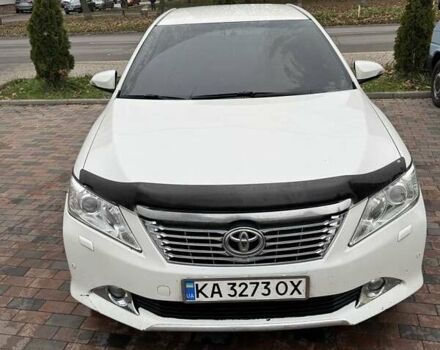 Белый Тойота Камри, объемом двигателя 2.5 л и пробегом 206 тыс. км за 12000 $, фото 6 на Automoto.ua