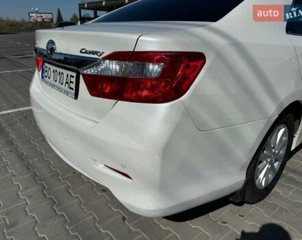 Білий Тойота Камрі, об'ємом двигуна 2.5 л та пробігом 135 тис. км за 16600 $, фото 3 на Automoto.ua