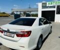 Белый Тойота Камри, объемом двигателя 2.5 л и пробегом 220 тыс. км за 11500 $, фото 3 на Automoto.ua