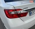 Белый Тойота Камри, объемом двигателя 2.5 л и пробегом 249 тыс. км за 13950 $, фото 11 на Automoto.ua