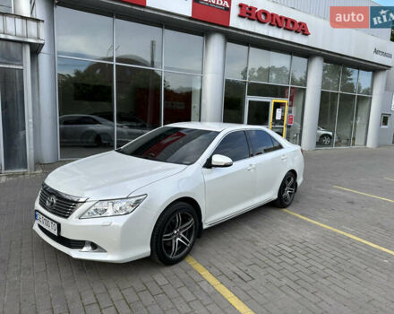 Білий Тойота Камрі, об'ємом двигуна 2.49 л та пробігом 315 тис. км за 12999 $, фото 37 на Automoto.ua