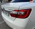 Белый Тойота Камри, объемом двигателя 2.5 л и пробегом 248 тыс. км за 12650 $, фото 12 на Automoto.ua