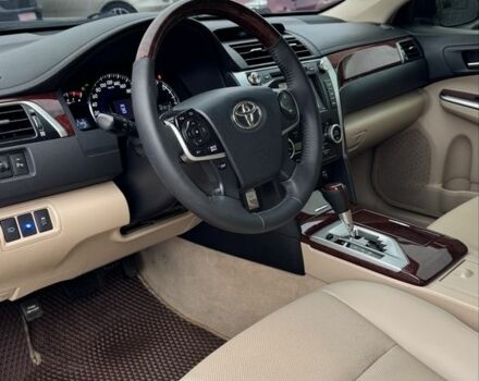Білий Тойота Камрі, об'ємом двигуна 2.5 л та пробігом 187 тис. км за 14300 $, фото 10 на Automoto.ua