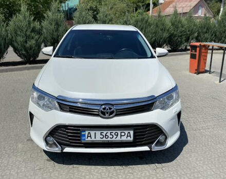 Тойота Камри 2014 в Полтаве на Automoto.ua Белый Тойота Камри, объемом двигателя 2.49 л и пробегом 203 тыс. км за 15800 $, фото 2 на Automoto.ua