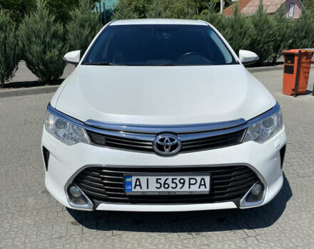 Тойота Камри 2014 в Полтаве на Automoto.ua Белый Тойота Камри, объемом двигателя 2.49 л и пробегом 203 тыс. км за 15800 $, фото 1 на Automoto.ua