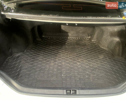 Белый Тойота Камри, объемом двигателя 2.49 л и пробегом 208 тыс. км за 12100 $, фото 12 на Automoto.ua