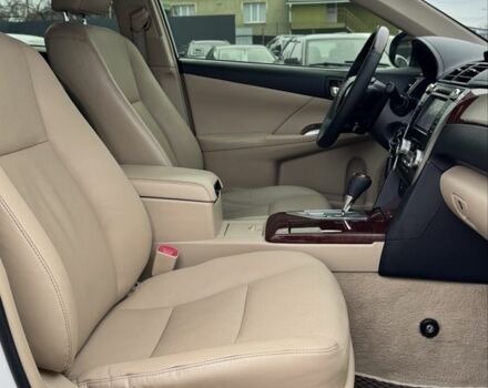 Білий Тойота Камрі, об'ємом двигуна 2.5 л та пробігом 187 тис. км за 14300 $, фото 18 на Automoto.ua