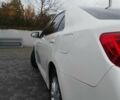 Белый Тойота Камри, объемом двигателя 2.5 л и пробегом 235 тыс. км за 13200 $, фото 1 на Automoto.ua