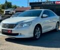 Белый Тойота Камри, объемом двигателя 2.5 л и пробегом 100 тыс. км за 17290 $, фото 1 на Automoto.ua