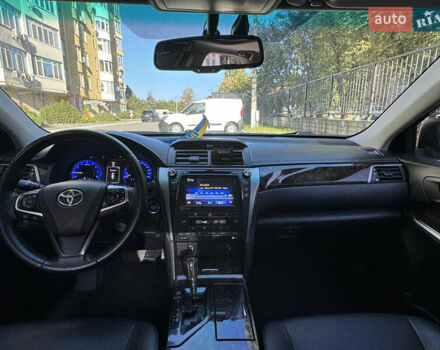 Белый Тойота Камри, объемом двигателя 2.49 л и пробегом 163 тыс. км за 18700 $, фото 10 на Automoto.ua