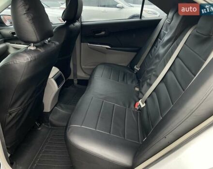 Білий Тойота Камрі, об'ємом двигуна 2.49 л та пробігом 252 тис. км за 8990 $, фото 6 на Automoto.ua