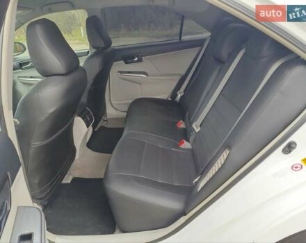 Белый Тойота Камри, объемом двигателя 2.49 л и пробегом 165 тыс. км за 12700 $, фото 8 на Automoto.ua