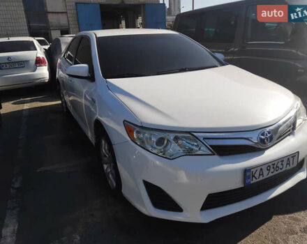 Белый Тойота Камри, объемом двигателя 2.49 л и пробегом 295 тыс. км за 12000 $, фото 15 на Automoto.ua