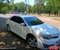 Білий Тойота Камрі, об'ємом двигуна 2.5 л та пробігом 142 тис. км за 11500 $, фото 1 на Automoto.ua