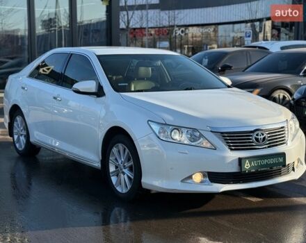 Белый Тойота Камри, объемом двигателя 2.49 л и пробегом 239 тыс. км за 14500 $, фото 9 на Automoto.ua