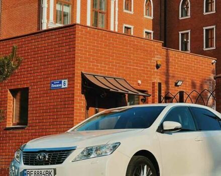 Белый Тойота Камри, объемом двигателя 2.5 л и пробегом 161 тыс. км за 13500 $, фото 10 на Automoto.ua