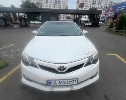 Білий Тойота Камрі, об'ємом двигуна 2.5 л та пробігом 172 тис. км за 10000 $, фото 4 на Automoto.ua