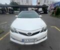 Білий Тойота Камрі, об'ємом двигуна 2.5 л та пробігом 172 тис. км за 10000 $, фото 4 на Automoto.ua
