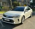 Белый Тойота Камри, объемом двигателя 2.49 л и пробегом 164 тыс. км за 17500 $, фото 1 на Automoto.ua