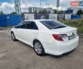 Белый Тойота Камри, объемом двигателя 2.5 л и пробегом 400 тыс. км за 9500 $, фото 32 на Automoto.ua