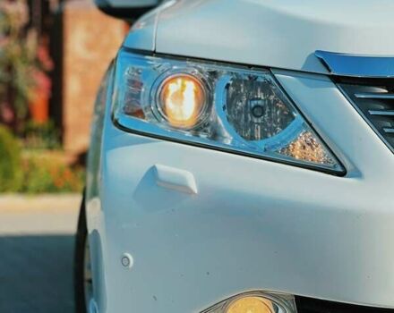 Белый Тойота Камри, объемом двигателя 2.5 л и пробегом 161 тыс. км за 13500 $, фото 6 на Automoto.ua