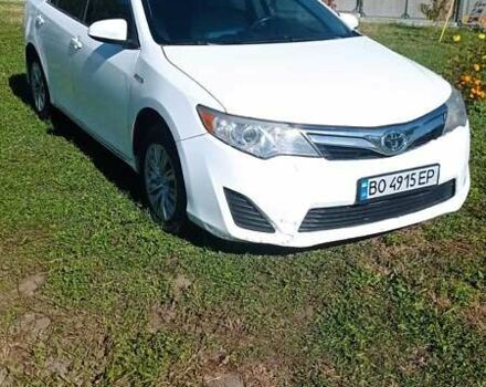 Білий Тойота Камрі, об'ємом двигуна 2.49 л та пробігом 627 тис. км за 7000 $, фото 1 на Automoto.ua