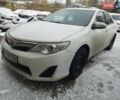Белый Тойота Камри, объемом двигателя 2.49 л и пробегом 485 тыс. км за 10500 $, фото 1 на Automoto.ua