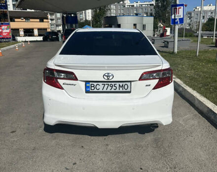 Белый Тойота Камри, объемом двигателя 2.49 л и пробегом 238 тыс. км за 10000 $, фото 8 на Automoto.ua