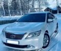 Белый Тойота Камри, объемом двигателя 2.5 л и пробегом 214 тыс. км за 12800 $, фото 1 на Automoto.ua