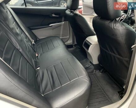 Білий Тойота Камрі, об'ємом двигуна 2.49 л та пробігом 252 тис. км за 8990 $, фото 8 на Automoto.ua