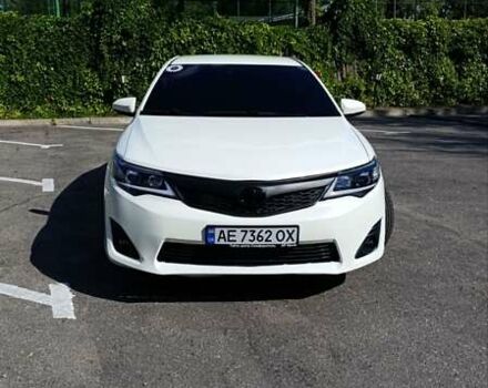 Белый Тойота Камри, объемом двигателя 2.5 л и пробегом 500 тыс. км за 13500 $, фото 7 на Automoto.ua